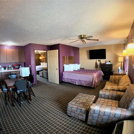 Star Plus Inn & Suites Selmer Εξωτερικό φωτογραφία