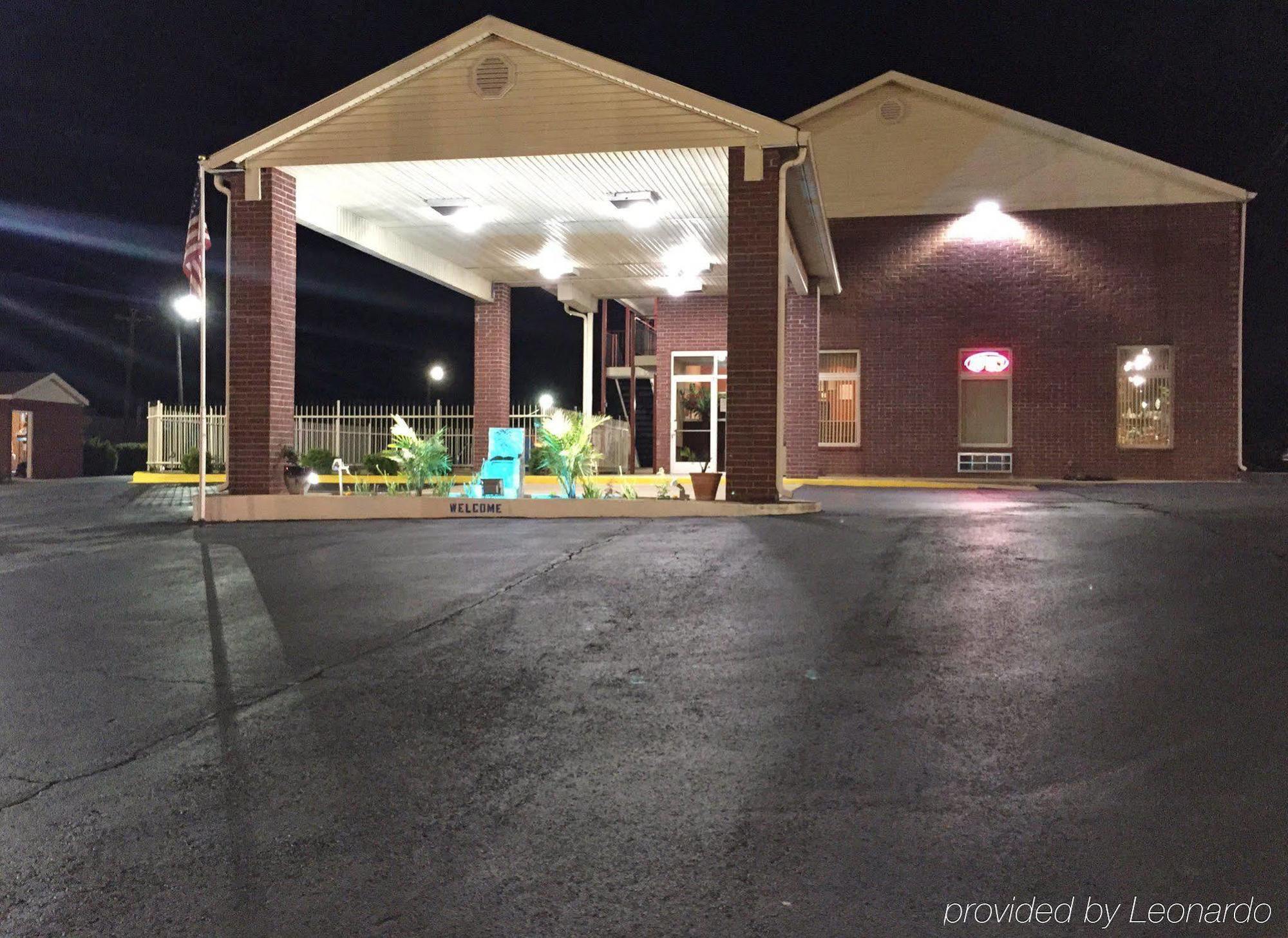 Star Plus Inn & Suites Selmer Εξωτερικό φωτογραφία
