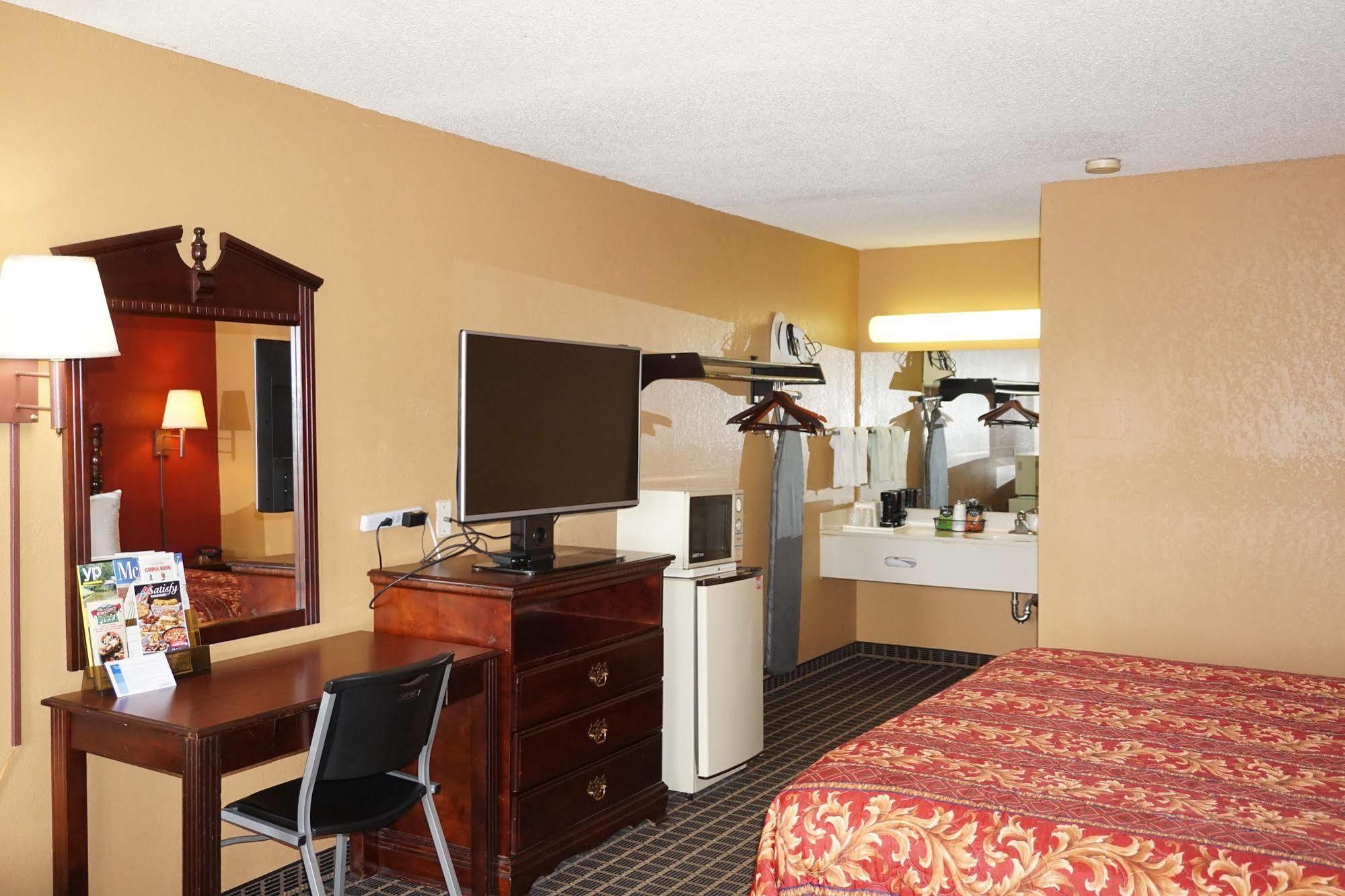 Star Plus Inn & Suites Selmer Εξωτερικό φωτογραφία