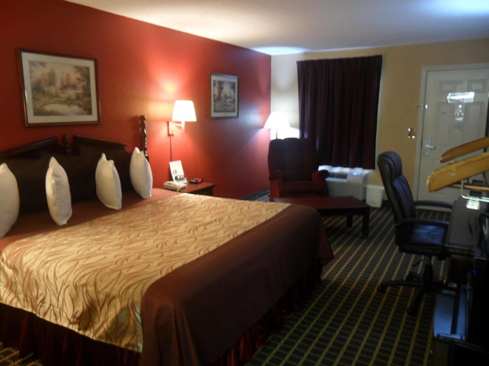 Star Plus Inn & Suites Selmer Εξωτερικό φωτογραφία