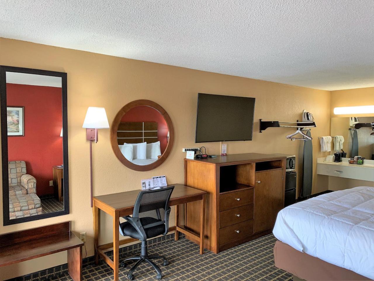 Star Plus Inn & Suites Selmer Εξωτερικό φωτογραφία