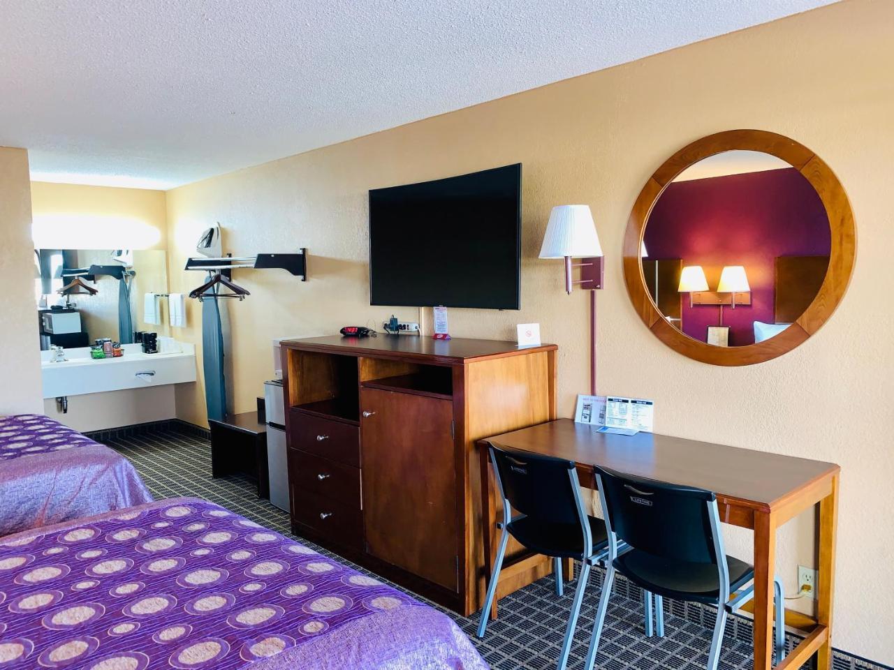 Star Plus Inn & Suites Selmer Εξωτερικό φωτογραφία