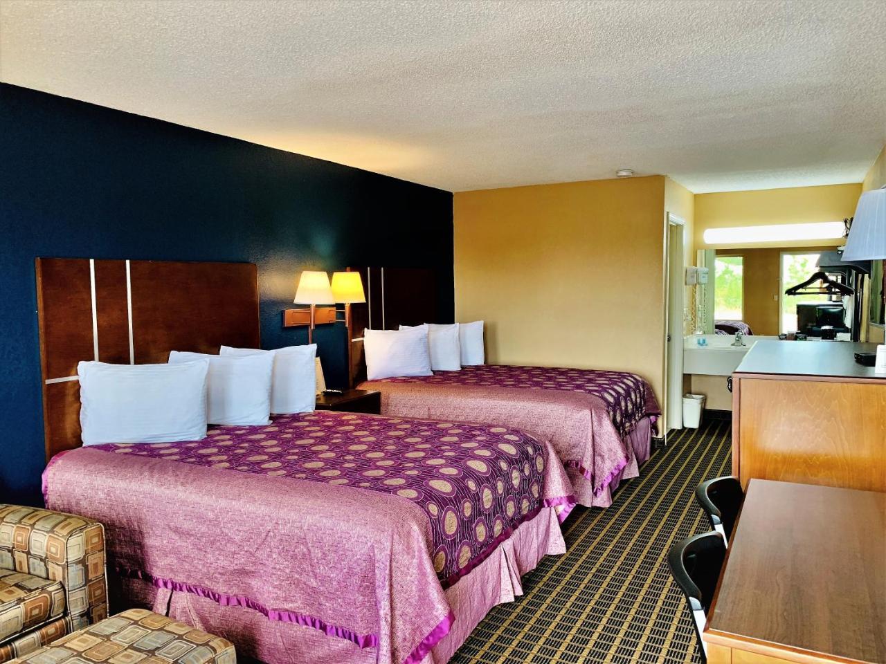 Star Plus Inn & Suites Selmer Εξωτερικό φωτογραφία