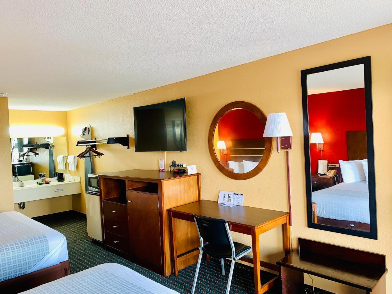 Star Plus Inn & Suites Selmer Εξωτερικό φωτογραφία