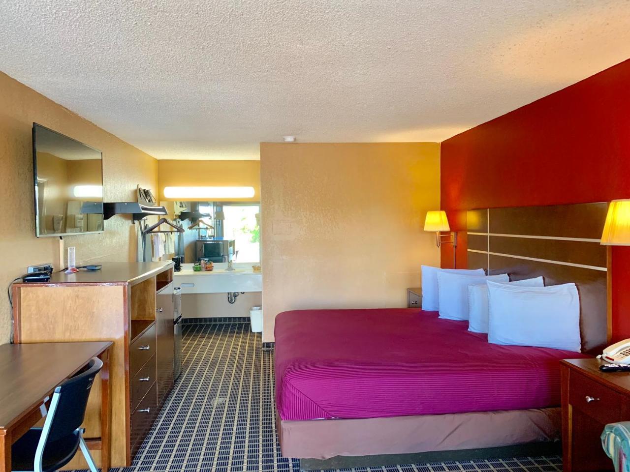Star Plus Inn & Suites Selmer Εξωτερικό φωτογραφία