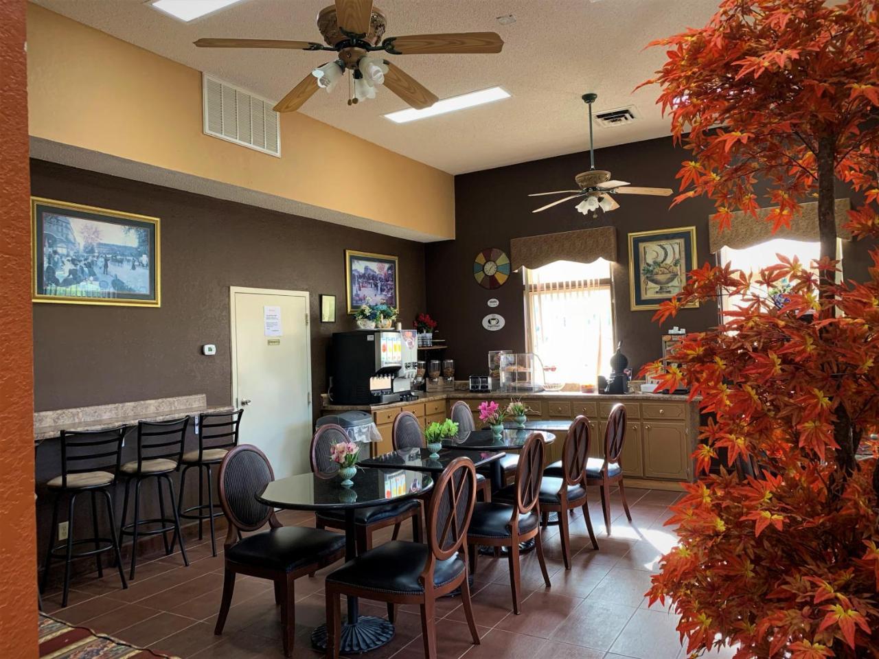 Star Plus Inn & Suites Selmer Εξωτερικό φωτογραφία